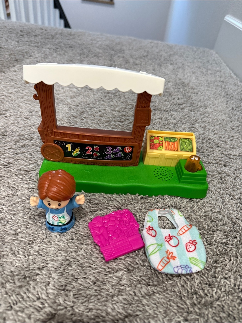 Fisher-Price Farmers Market Cart Playset with White Canopy and Brown Frame - Picture 2 of 2